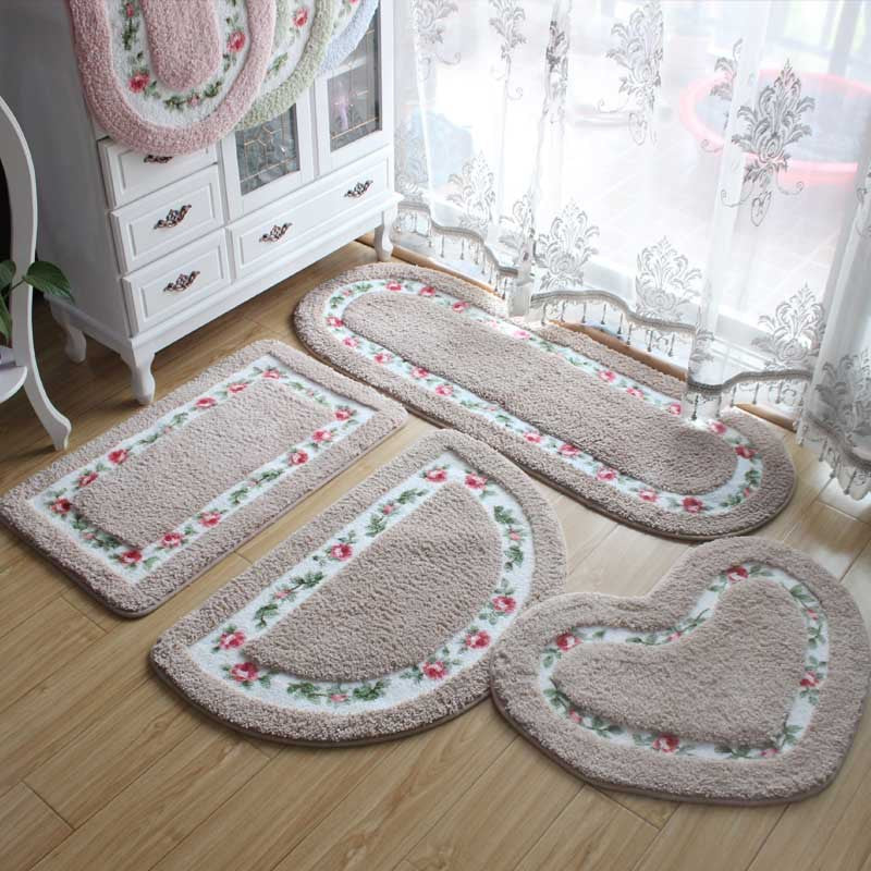 Non-Slip Bathroom Door Mat – Soft Absorbent Household Floor Mat for Shower, Entrance & Kitchen
